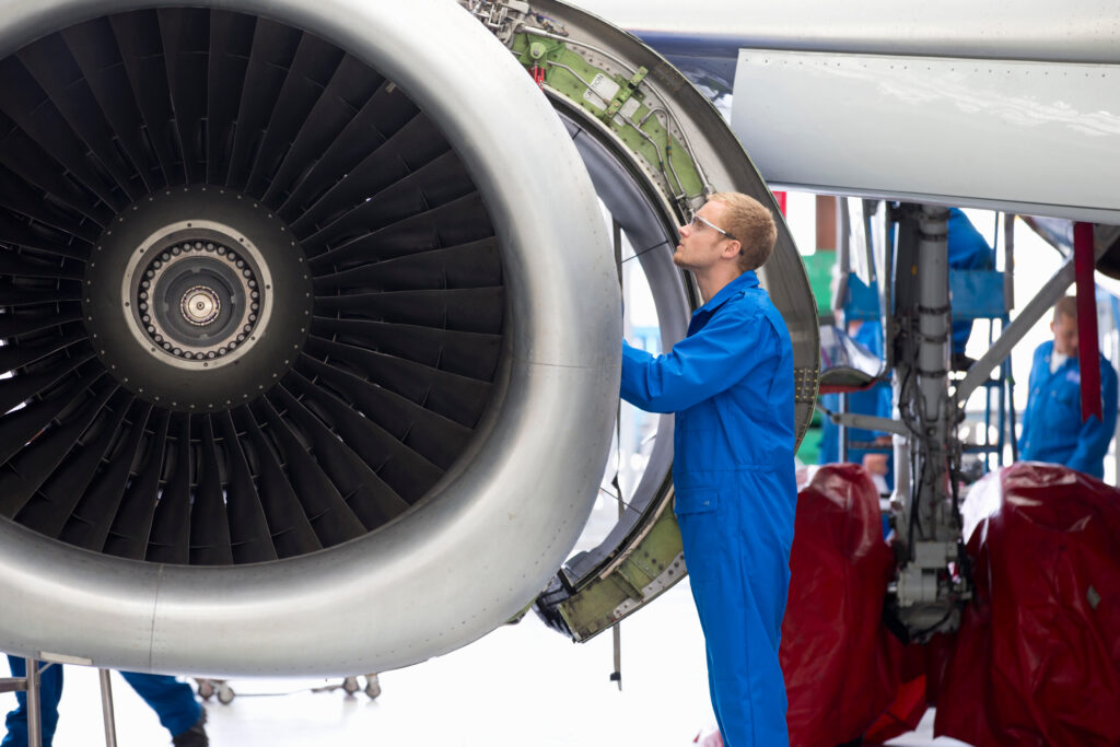 (Per-)Fluoroelastomers – keeping plane engines running